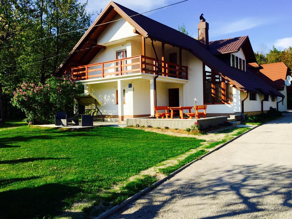 House Samardzic Hotel Jezerce Exterior photo